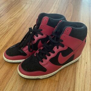 Nike Sky Hi Dunk Size 8